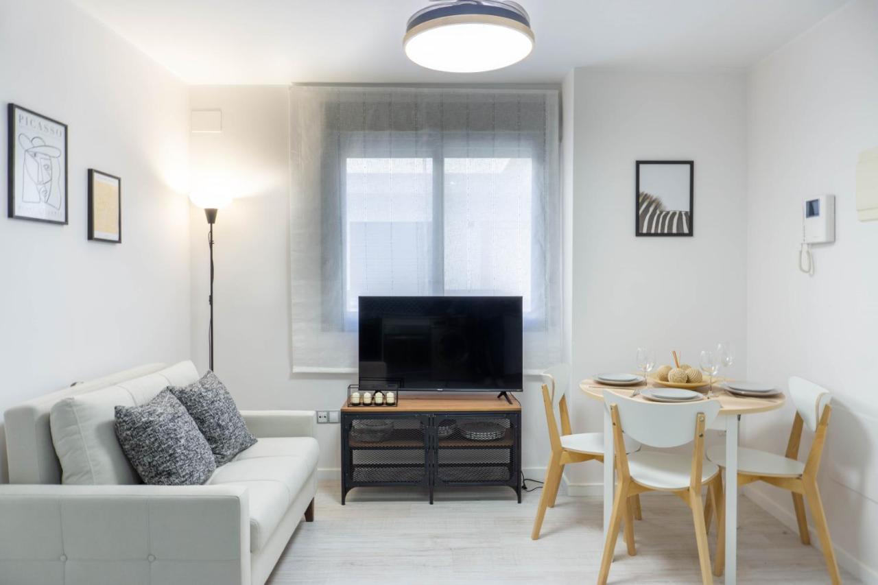 Apartment Dos Aceras Малага Экстерьер фото